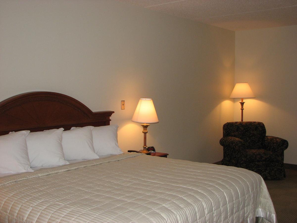 Chief Logan Lodge Hotel & Conference Room photo